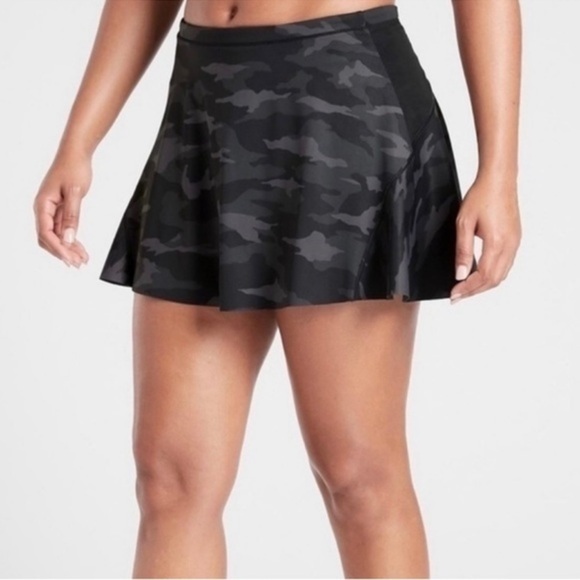 ATHLETA Match Point camo printed skirt size - Picture 2 of 7